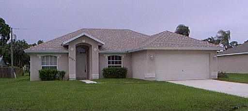1st image of 2321 SE Fruit Ave