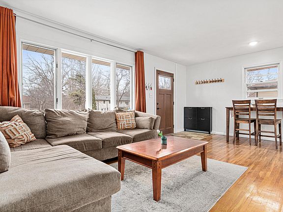 5th image of 527 Granite Ave N