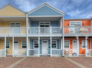 103 S 38th St APT 7, Mexico Beach, FL 32456