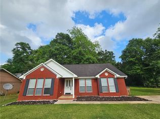 7033 Pecan Grove Ave, Theodore, AL 36582