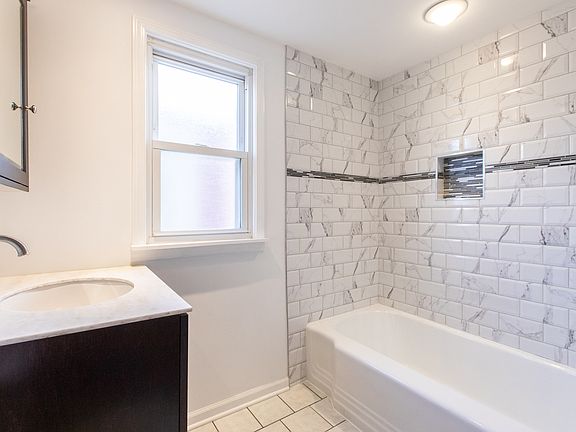 4th image of 5758 W Warwick Ave #2