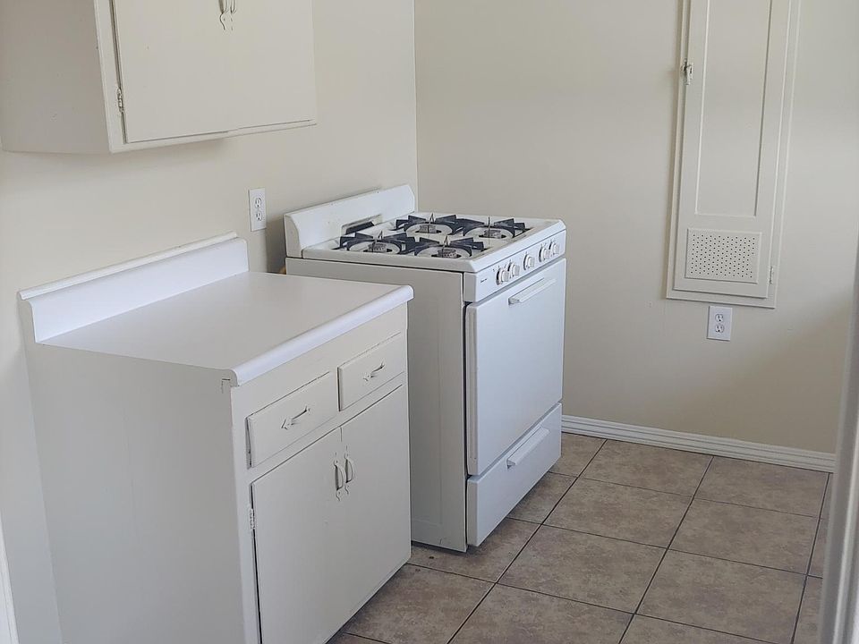 1st image of 208 S Santa Anita Ave #A