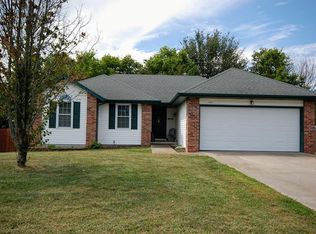 107 W Holly Ridge Rd, Willard, MO 65781