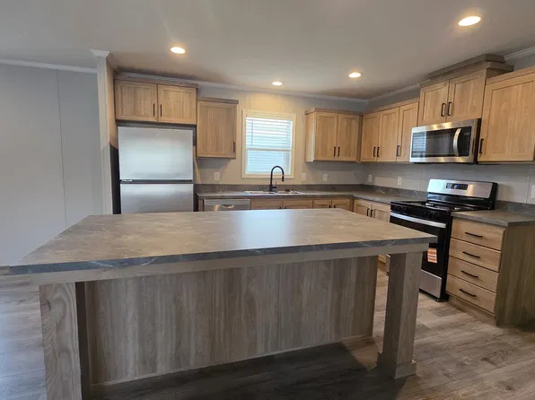 6655 Jackson Rd Unit 685, Ann Arbor, MI 48103