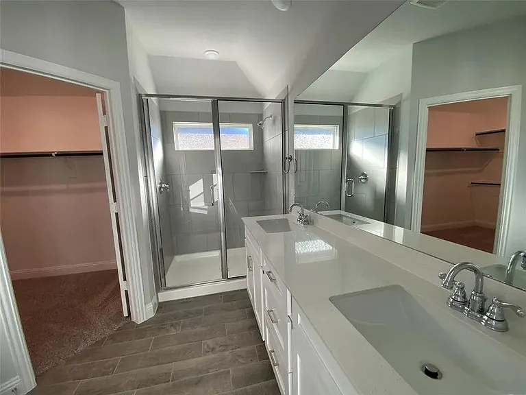 305 Tartane Dr — Photo 7