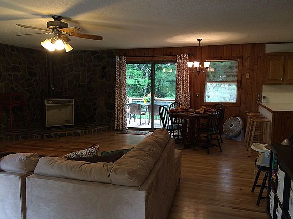 2nd image of 461 Monticello Dr