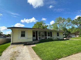 519 W Green St, Farmer City, IL 61842