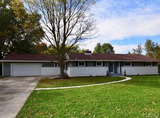 2385 Courtly Rd, Fostoria, OH 44830