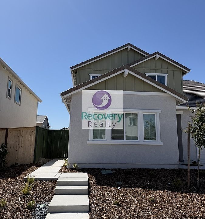 1st image of 1161 Silver Feather Way
