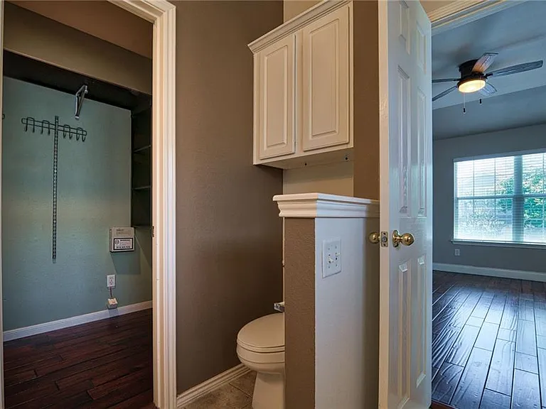 1900 Scofield Ridge Pkwy #5501 — Photo 14