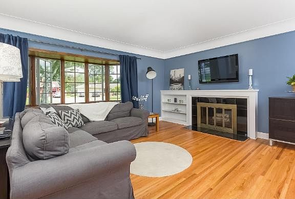3rd image of 6100 Chowen Ave S
