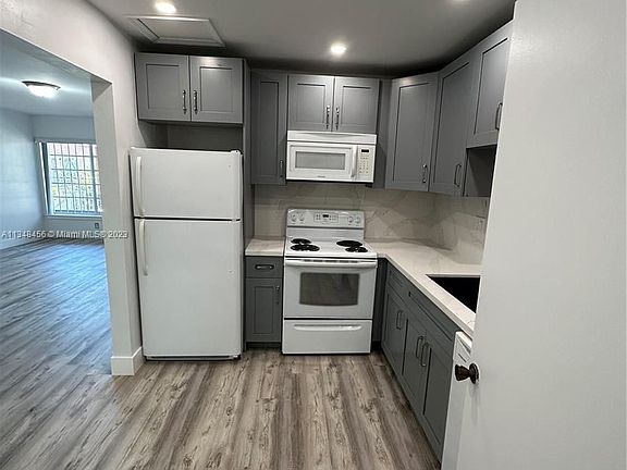 3rd image of 12840 SW 43rd Dr #276-B