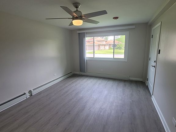 5th image of 6537 W 173rd Pl #1