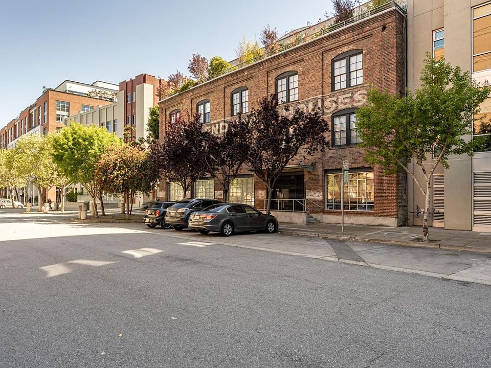 1st image of 540 Delancey St Unit 101