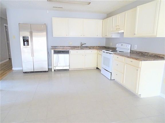 4th image of 4334 Forest Point Dr