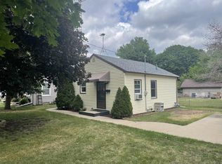 1007 Johnson St, Beloit, WI 53511