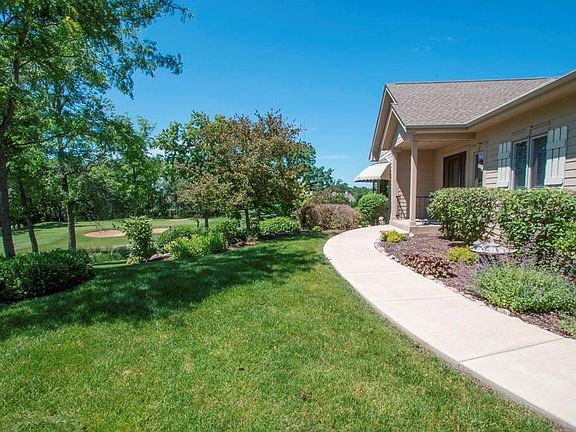 5th image of 582 Trevino Dr