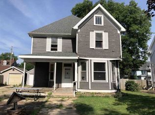 1023 S 5th St, Pekin, IL