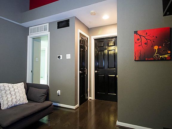 4th image of 3231 Allen Pkwy APT 6304