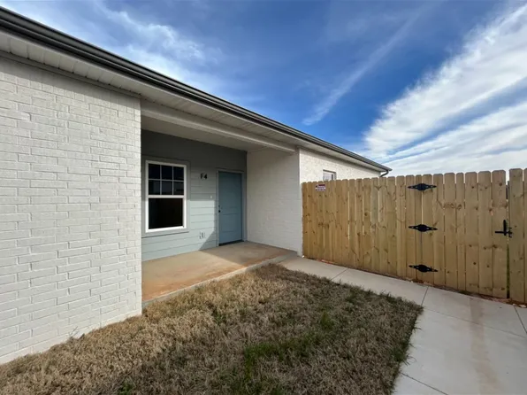 1800 Riverview Drive, 1800 Riverview Dr #I3, Elkins, AR 72727