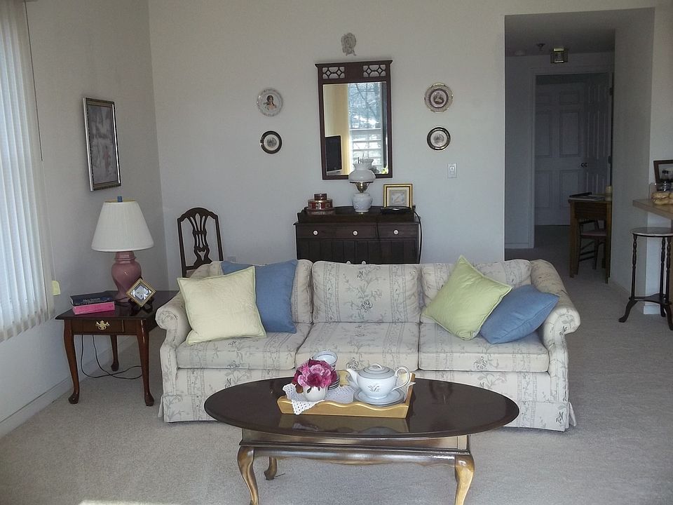 2nd image of 600 McKinsey Park Dr APT 401