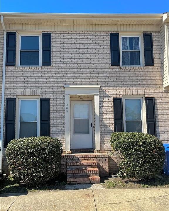 1st image of 405 Kirkcaldy Ct