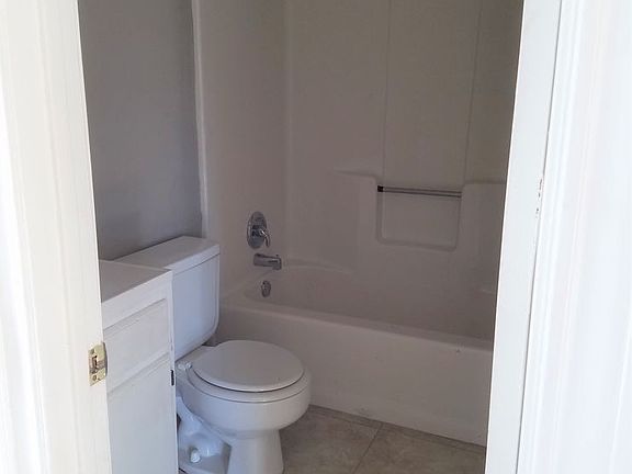 5th image of 1801 Washington Ave APT 1