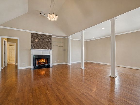 4th image of 503 Tarver Ct