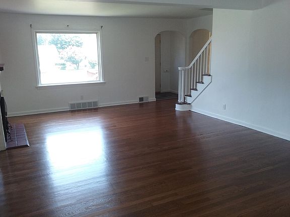 4th image of 5214 5th St