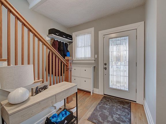 3rd image of 1013 Washington Blvd