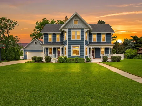 102 N Jefferson St, Verona, WI 53593