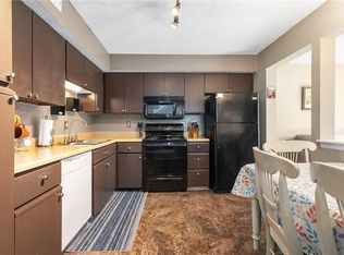 6811 N Mokane Ave, Kansas City, MO 64151