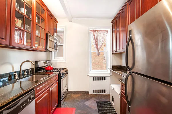 Sold by Compass | media 17