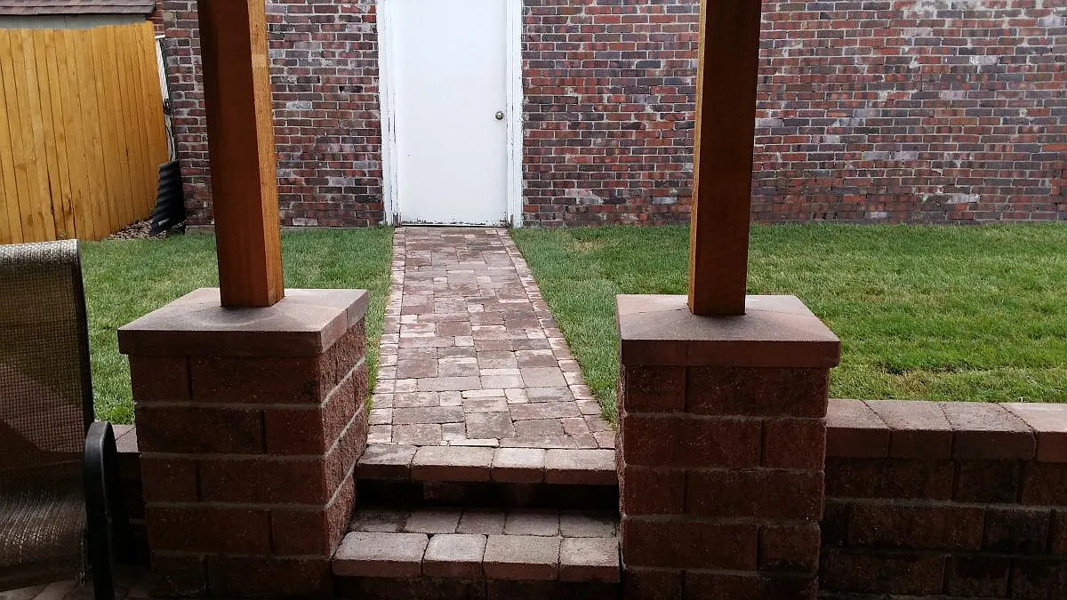 4 bed, 1700 sqft, $3,100 — Photo 3