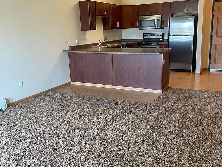 West Lake III Apartments — Photo 53