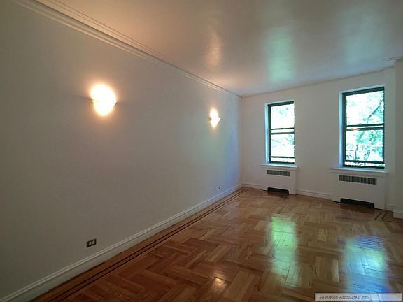 5th image of 116 Seaman Ave APT 6E
