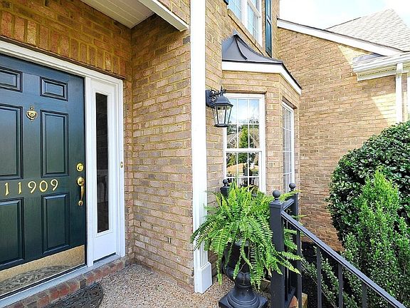 2nd image of 11909 Turnberry Park Ct