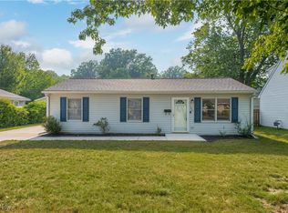 196 Vineyard Rd, Avon Lake, OH 44012