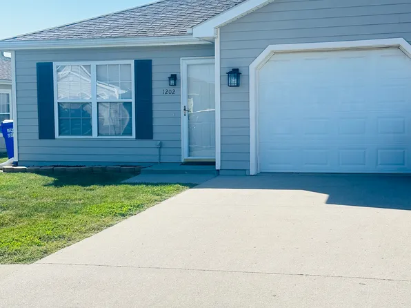 1208-1210 Deseret Dr, Sedalia, MO 65301