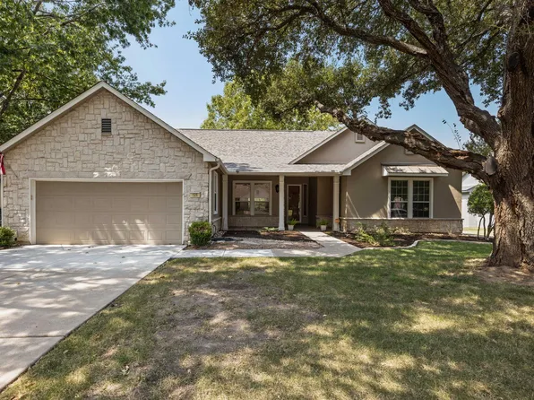 125 Crystal Springs Dr, Georgetown, TX 78633