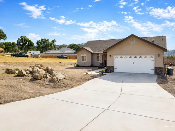 18021 Hambletonian Dr, Tehachapi, CA 93561