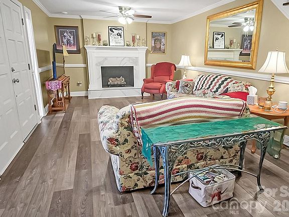 5th image of 122 Rockman Rd