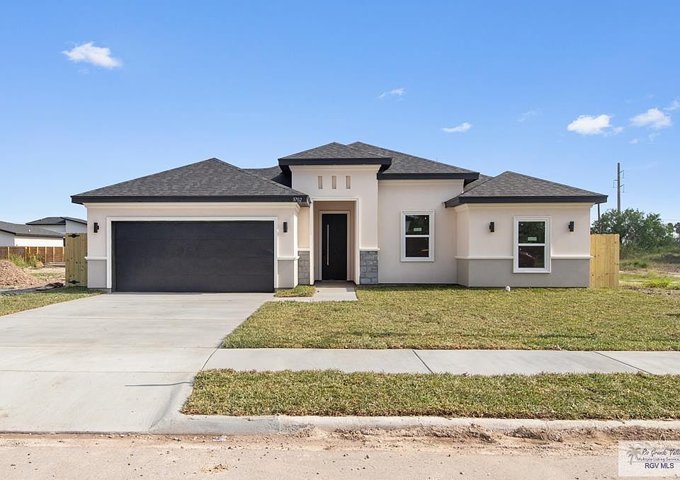 1st image of 3702 Avenida Residencial