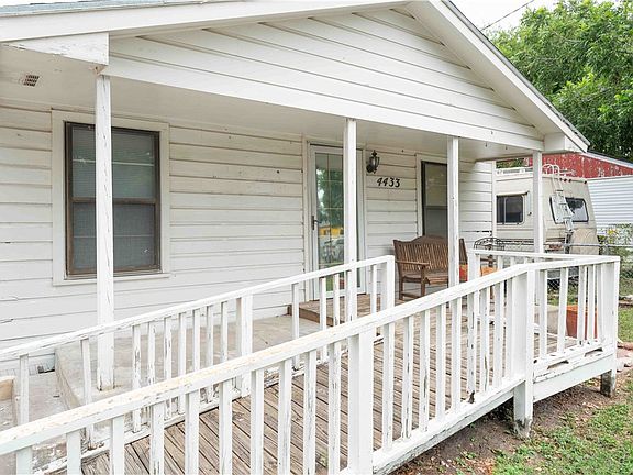 3rd image of 4433 Jose Dr