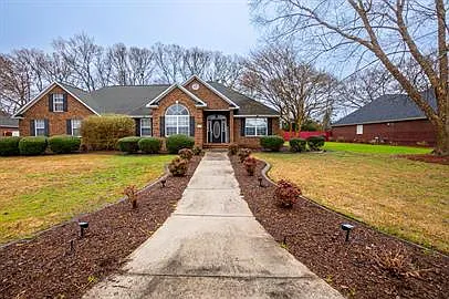 105 Elkhorn Trl — Photo 47