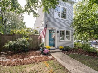101 E Del Ray Ave, Alexandria, VA 22301
