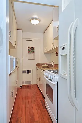 Sold by Corcoran | media 21