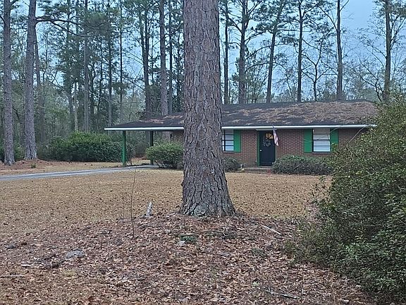 2nd image of 193 Patterson St