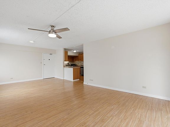 5th image of 2533 Ala Wai Blvd APT 702