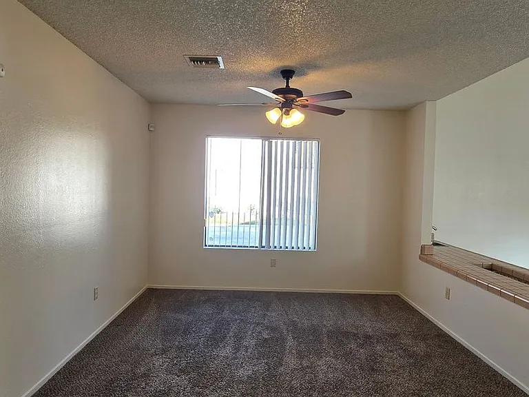 6901 Courtside Cir #3 — Photo 2